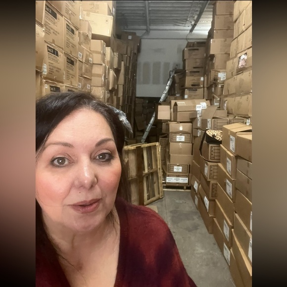 Multiple Six Figure Poshmark Ambassador. - Picture 6 of 9